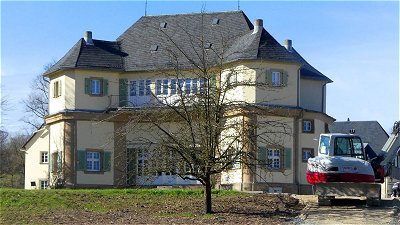 Schloss Falkenhaube, das Falkenhaus