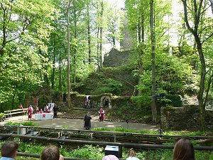 Die Freilichtbühne Bad Berneck beim Burgfest 2015