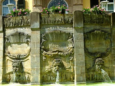 Alter Brunnen beim Parkschlösschen