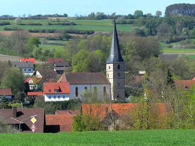 Lanzendorf am Westrand des Fichtelgebirges