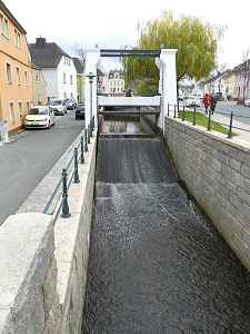 Wehr im Perlenbach in Rehau