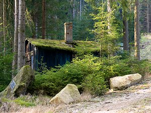 Alte Bergwerkshütte am Rudolfstein