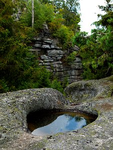 Druidenschüsseln auf dem Kreuzfelsen des Rudolfsteins