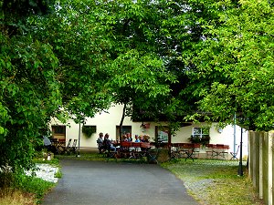 Biergarten der Waldwirtschaft Steinhaus